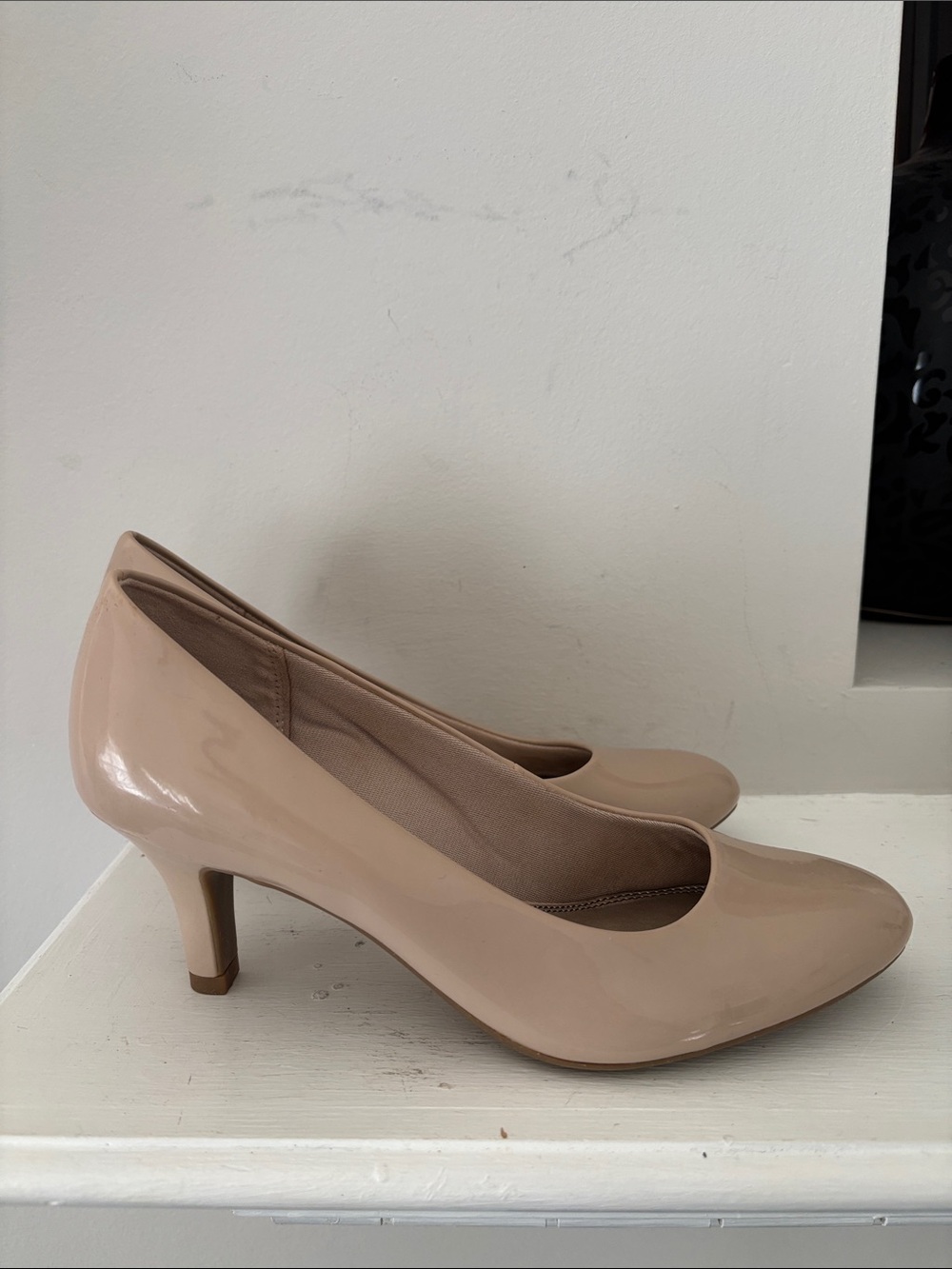 Lifestride Soft System Classic Nude Mid-Heel Pumps - Women